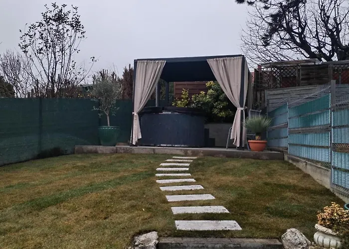 Apartament Victorio Vendeghaz